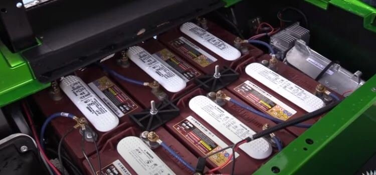 How Long Does Golf Cart Batteries Last